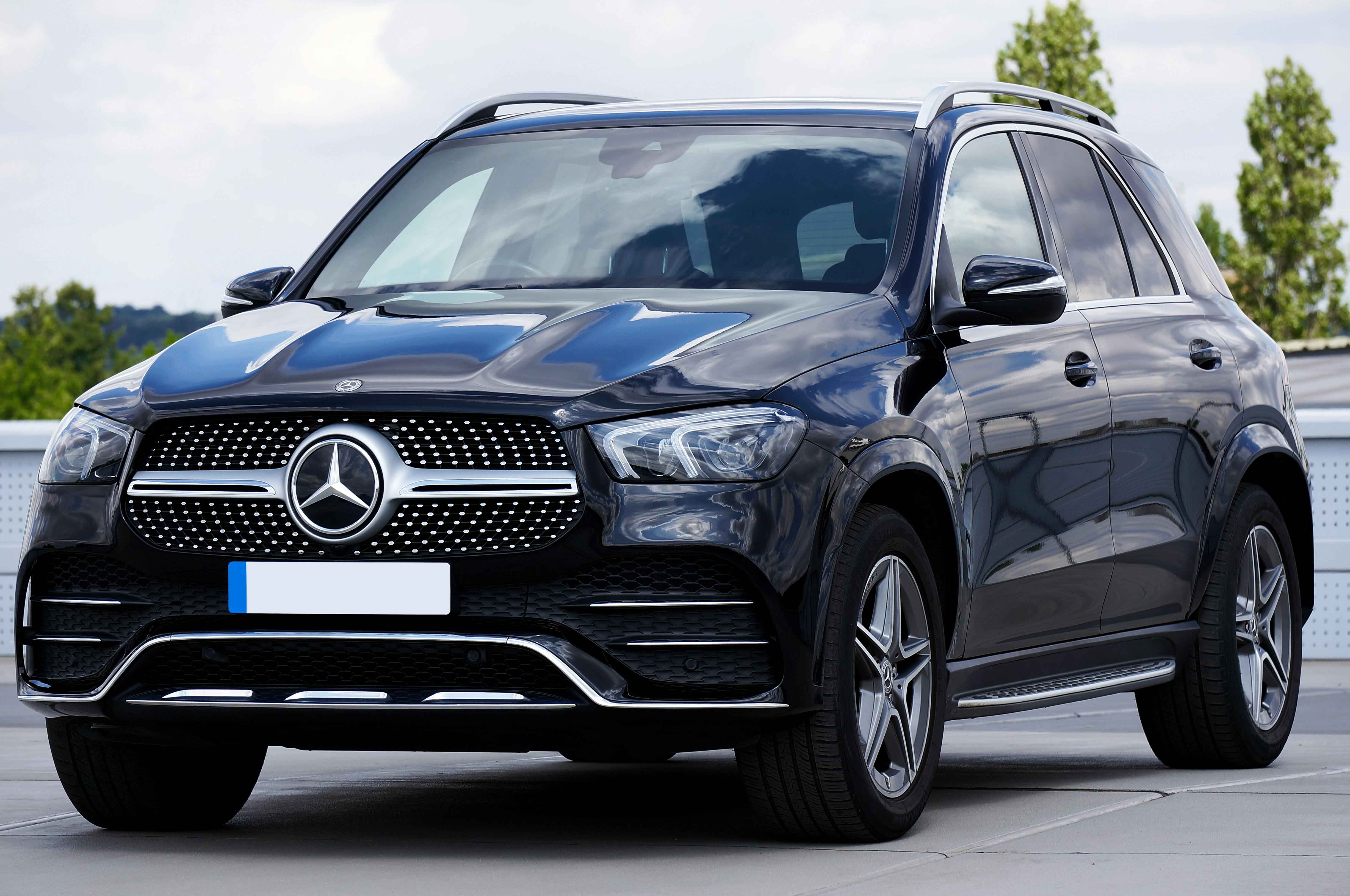 SUV